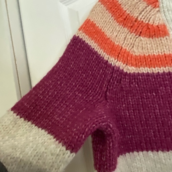 American Eagle Women's V-neck Button Up Cropped Knit Sweater. Sz S - Picture 7 of 16